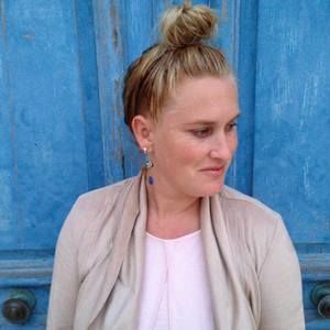 Meet your Posher, Chloe